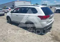 2016 Mitsubishi OUTLANDER photo