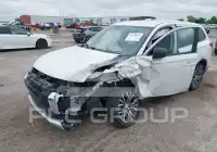 2016 Mitsubishi OUTLANDER фото