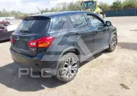 2016 Mitsubishi OUTLANDER photo