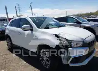 2016 Mitsubishi OUTLANDER photo