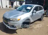 2016 Mitsubishi OUTLANDER фото