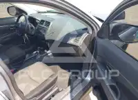 2016 Mitsubishi OUTLANDER фото