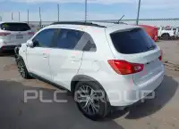 2016 Mitsubishi OUTLANDER фото