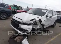 2016 Mitsubishi OUTLANDER фото