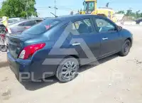 2016 Nissan VERSA photo