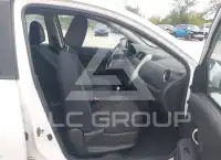 2016 Nissan VERSA фото