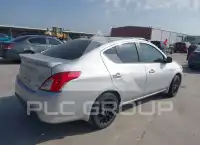 2016 Nissan VERSA photo