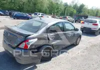 2016 Nissan VERSA photo