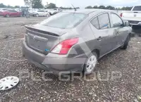 2016 Nissan VERSA photo