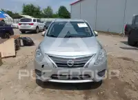 2016 Nissan VERSA photo
