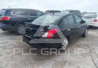 2016 Nissan VERSA photo
