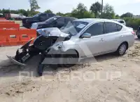 2016 Nissan VERSA photo