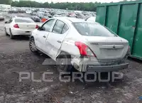 2016 Nissan VERSA photo