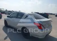 2016 Nissan VERSA photo