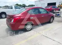 2016 Nissan VERSA фото