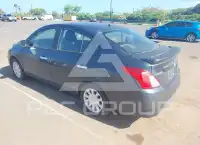 2016 Nissan VERSA photo