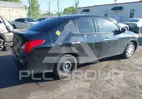 2016 Nissan VERSA photo