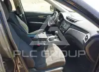2016 Nissan ROGUE photo
