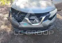 2016 Nissan ROGUE photo