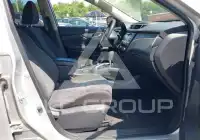 2016 Nissan ROGUE photo
