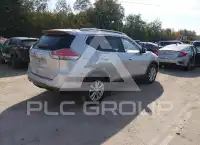 2016 Nissan ROGUE photo
