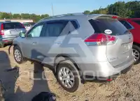 2016 Nissan ROGUE photo