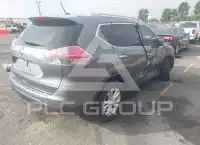 2016 Nissan ROGUE photo