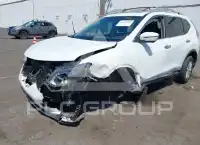 2016 Nissan ROGUE photo