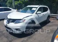 2016 Nissan ROGUE photo