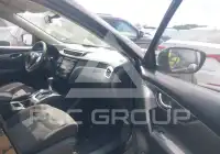 2016 Nissan ROGUE photo