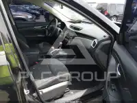 2016 Nissan ROGUE photo