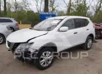 2016 Nissan ROGUE photo
