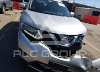 2016 Nissan ROGUE photo