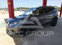2016 Nissan ROGUE photo