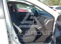 2016 Nissan ROGUE photo