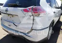 2016 Nissan ROGUE photo
