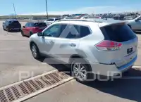 2016 Nissan ROGUE photo