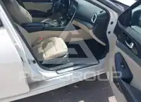 2016 Nissan MAXIMA photo