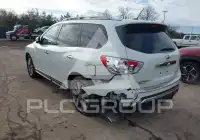 2016 Nissan PATHFINDER photo