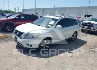 2016 Nissan PATHFINDER photo