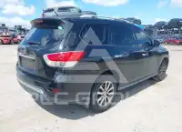 2016 Nissan PATHFINDER photo