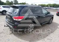 2016 Nissan PATHFINDER photo