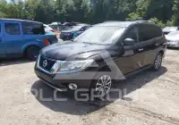 2016 Nissan PATHFINDER photo