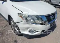 2016 Nissan PATHFINDER photo