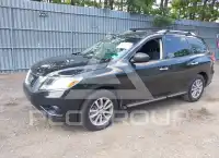 2016 Nissan PATHFINDER photo