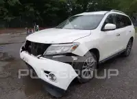 2016 Nissan PATHFINDER photo