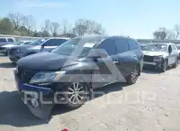 2016 Nissan PATHFINDER photo