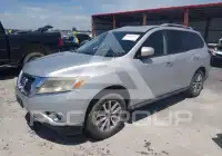 2016 Nissan PATHFINDER photo