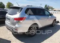 2016 Nissan PATHFINDER photo