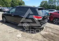 2016 Nissan PATHFINDER photo